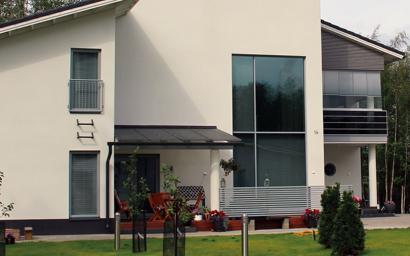 Nelilasinen Watti ikkuna